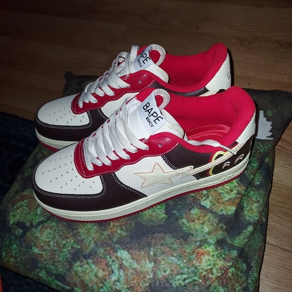 Bape × Kanye West Collab Originals: 2007 [College Drop-Out] - Picture 1 of 14